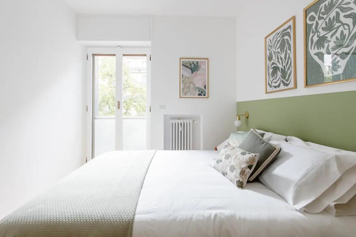 Luxury 2 Bedroom Apartament, Close To San Siro, Fiera And 10 Min Metro To Duomo Milan Bagian luar foto